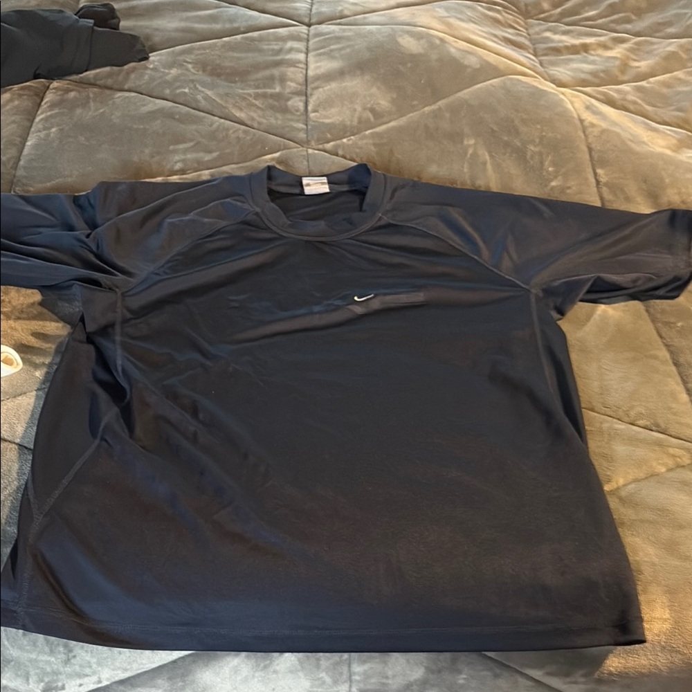 Nike Black Short Sleeve Tees